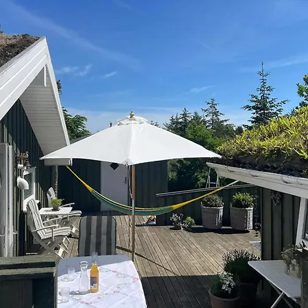 Bright And Open Summer House By The North Sea Сasa de vacaciones *